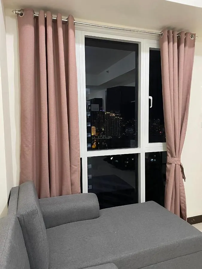 Studio Bunkbed Netflix, 100Mbps Wifi, Pool Access Mandaluyong Aparthotel