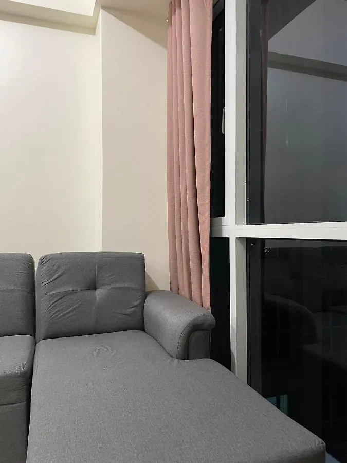 Studio Bunkbed Netflix, 100Mbps Wifi, Pool Access Mandaluyong Aparthotel