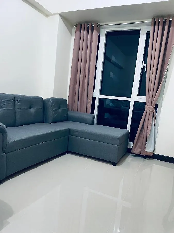 Studio Bunkbed Netflix, 100Mbps Wifi, Pool Access Mandaluyong 0*,  Philippines
